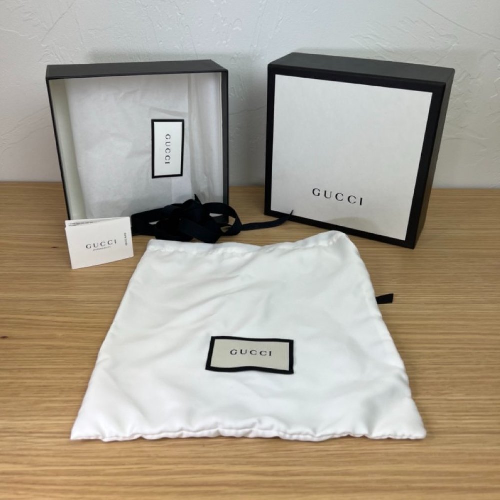 Authentic EMPTY Gucci Gift Box white and black